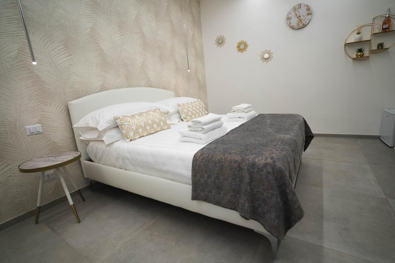 Arco Alto Rooms Bari Eksteriør bilde
