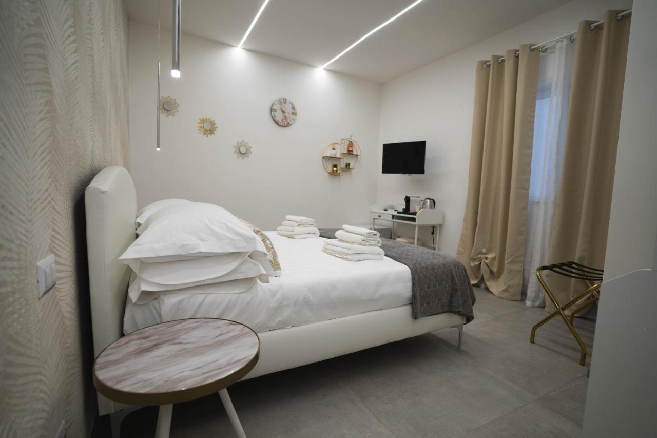 Arco Alto Rooms Bari Eksteriør bilde