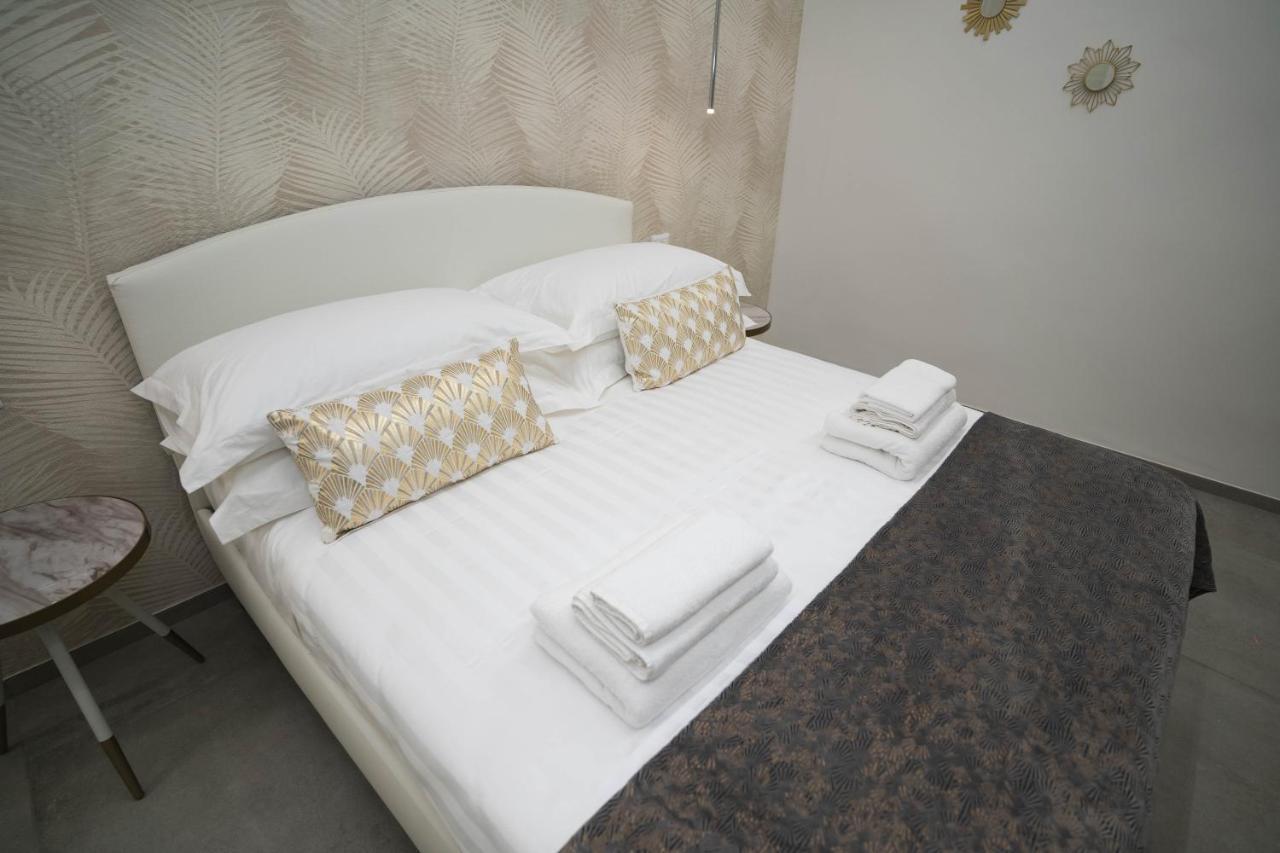 Arco Alto Rooms Bari Eksteriør bilde